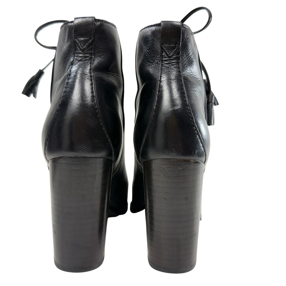 Shoes - Picture 4 of 9